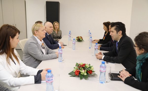 Bulgarian PM meets representatives from Google & Amazon, discusses potential of INSAIT