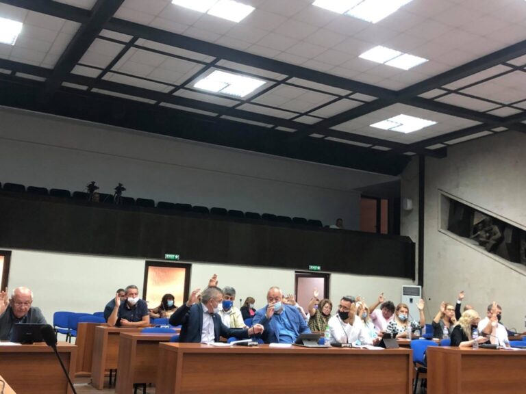 The local parliament of Blagoevgrad decides to vote for an increase in the salaries of the mayor of Blagoevgrad, the village governors, the chairman of the Municipal Council and municipal councillors. The voting will be conducted on Friday