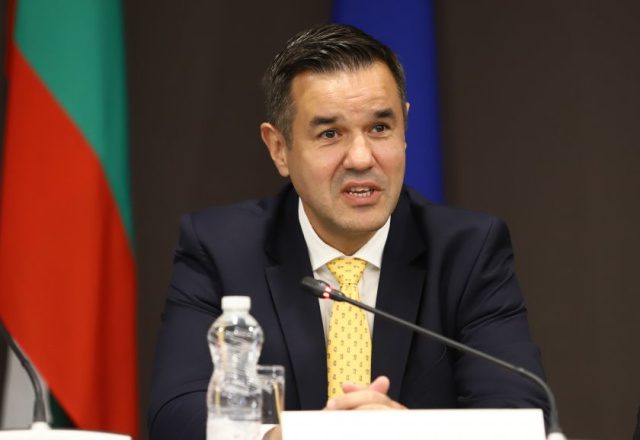 Bulgaria will export electricity in exchange for gas from Azerbaijan. This agreement was reached by the Economy minister of Bulgaria, Nikola Stoyanov. The minister suggested we could obtain volumes with a plan to trade gas for electricity in the coming 4-5 months