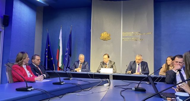 Kostadin Kojabashev, Deputy minister and former ambassador of Bulgaria, shared their views about the partial mobilization and referendums in Donetsk, Luhansk, Kherson and Zaporizhzhia with Ukraine at the regular briefing of the Ministry of Foreign Affairs