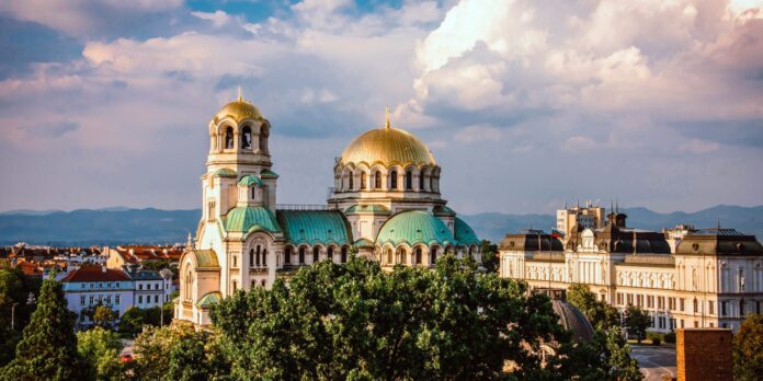 Ivo Marinov, the director of the municipal tourism enterprise for the capital, stated that the number of foreign visitors to Sofia has increased by 90% and that of Bulgarian visitors by 26% since 2021