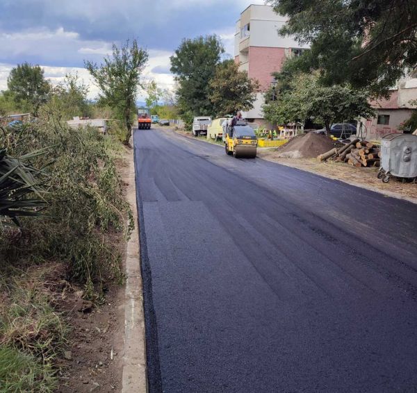 The Municipality of Sozopol has conducted a public procurement and chosen a contractor for the maintenance tasks of municipal and local roads (road sections) and their facilities and accessories. These activities include asphalting, re-asphalting, asphalt patching, basic and local repair, as well as activities for basic and local repair
