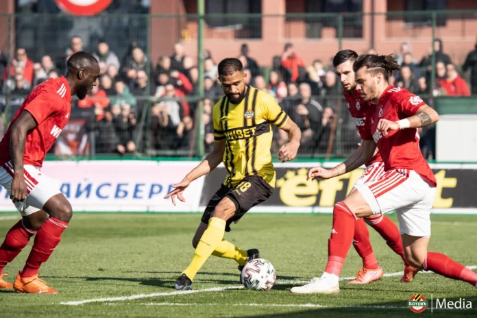 Samuel Souprayen is a french football player who joined the Bulgarian club Botev Plovdiv on July 23, 2021. Before joining, he played for a French football club named AJ Auxerre. In the most recent interview, he mentioned that he wants to win a trophy with Botev