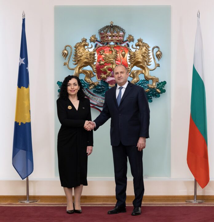 During the meeting with President Vyosa Osmani-Sadriu on Thursday, President Rumen Radev agreed that the institutions of Bulgaria and Kosovo would form a joint task force to overcome the severe challenges resulting from the energy crisis