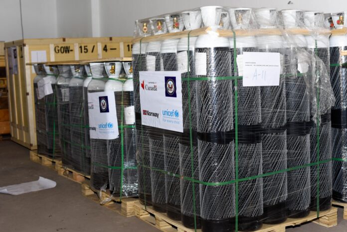 UNICEF Has received 200 oxygen cylinders to improve access to oxygen in the most remote areas by installing two oxygen production plants (one in Guider in the North region and another in Meiganga in the Adamaoua region)