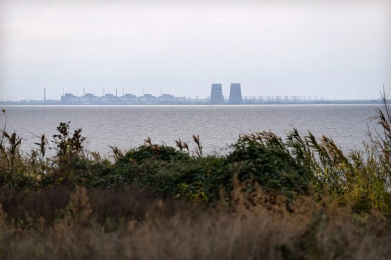 According to the Ukrainian military, the Russian army is allegedly leaving part of its positions in the Zaporizhzhia region of southern Ukraine. Recently, there has been less Russian army action in the surroundings of the Zaporizhzhia nuclear power station