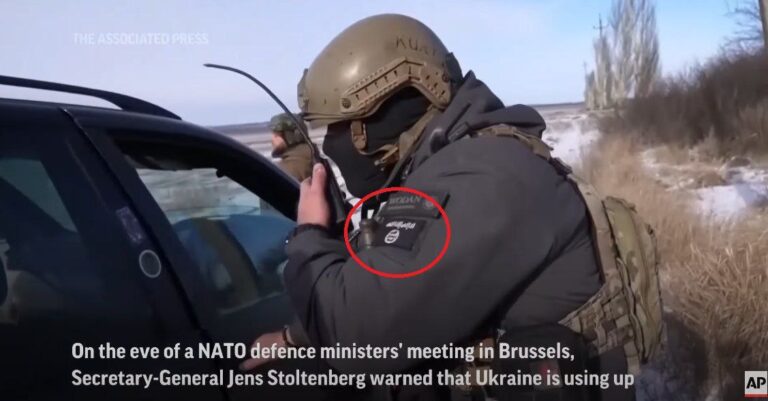 During a Danish TV interview with Ukrainian fighters, one of them was seen with an ISIS flag on his uniform and wearing a patch that read "ISIS (Daesh)"