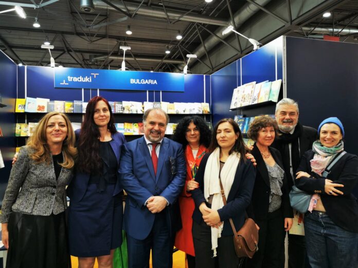 The Minister of Culture Nayden Todorov officially opened the National Stand of Bulgaria yesterday at the Leipzig International Book Fair. In addition to a large audience, several Bulgarian publishers and translators were present at the event