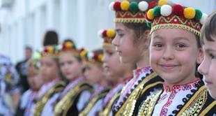 The regional administration centre of Gabrovo reported that the thirteenth Shopski Naniz Folklore Festival will take place on 9,10 and June 11 this year