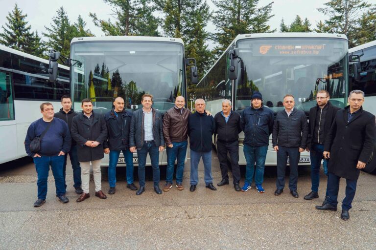 Sofia, Bulgaria: Georgi Valentinov Georgiev, chairman of the Metropolitan Municipal Council, stated that the Municipality of Sofia is launching six more buses on lines 63 and 66 going to Vitosha from next week. On April 3, 2023, Mayor Yordanka Fandakova launched new electric buses for bus lines 23 and 100, replacing twenty-year-old diesel buses
