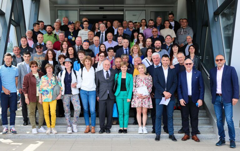 The Bulgarian Ski Federation (BFSki) honoured the celebration of the 70th anniversary of the Department of Winter Sports of the NSA Vasil Levski