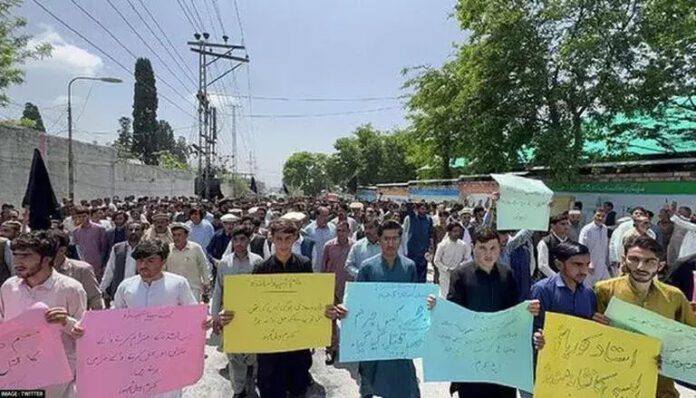 In separate shooting events in Pakistan's Khyber Pakhtunkhwa region's Khurram District, eight persons perished. The murders took place over a week. The Turi Bangash tribe members protested following the murders of the eight people