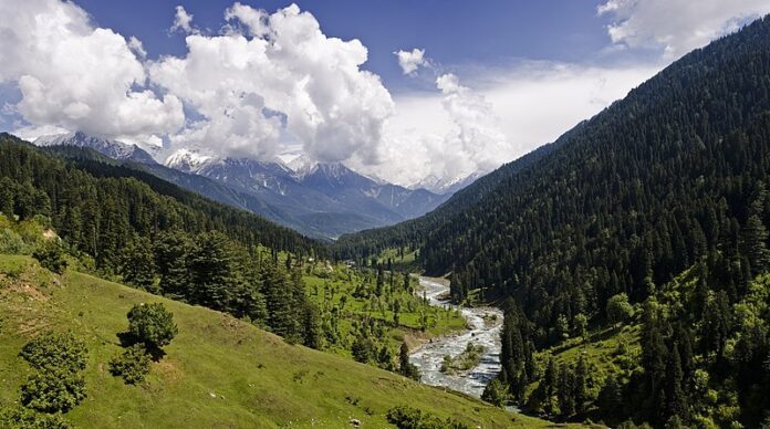 According to Union Minister Jitendra Singh, Kashmir is drawing attention from filmmakers in India and worldwide. The union territory's unspoiled beauty is the cause of this