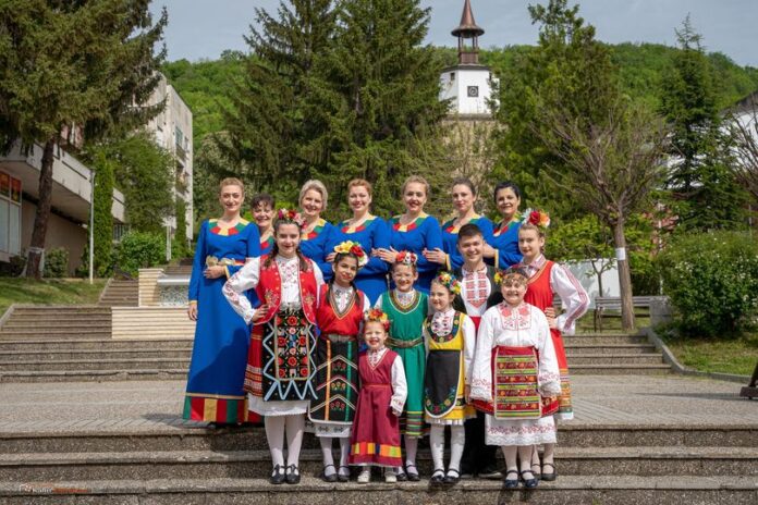Dryanovo, Bulgaria: The Dryanovo Municipality informed through its official Facebook page that on June 24, a festive concert will be held in the city of Dryanovo on the occasion of the 10th anniversary of the founding of the Anna-Folkart Association