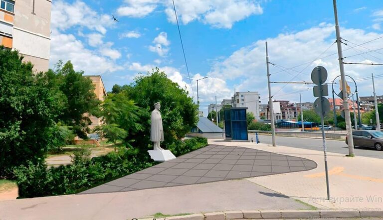 Sofia, Bulgaria: Georgi Valentinov Georgiev, chairman of the Metropolitan Municipal Council that the Municipality has decided to erect a monument to the Bulgarian general and mayor of Sofia from 1926 to 1932, Vladimir Vazov