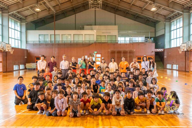 Sofia, Bulgaria: Bulgarian Rhythmic Gymnastics Federation provided an update on the visit of Olympic champions Simona Dyankova, Laura Traats, Madeleine Radukanova, Stephanie Kiryakova and Erika Zafirova to Japan. The 'Diamond Girls' five-day trip ended with visiting elementary and children's schools