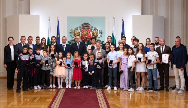 Sofia, Bulgaria: On July 1, 2023, Rumen Radev, President of Bulgaria, presented Bulgarian athletes Tanyu Kiryakov, Rumyana Nekova, Jordan Yovchev and Stanka Zlateva the Head of State’s Medal of Honor for their achievements on the occasion of their anniversary