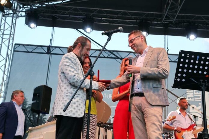 Deputy Minister of Culture Viktor Stoyanov congratulated the organizers and guests of the Dr Emil Iliev International Jazz Festival, which lasts until August 9 at the Borovets Resort Complex