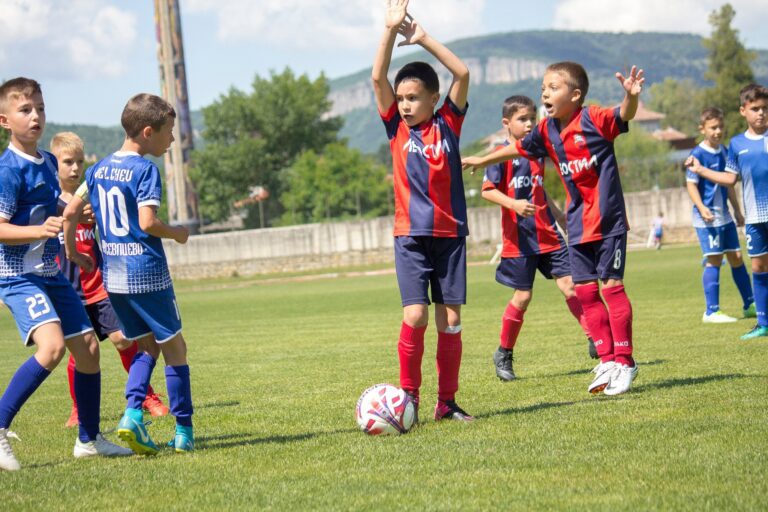 Dryanovo Municipality and FC "Lokomotiv 1927" Dryanovo will host the 7th edition of the Children's Football Tournament for the Cup of Dryanovo Municipality. The Municipality publicized this information through their official Facebook account