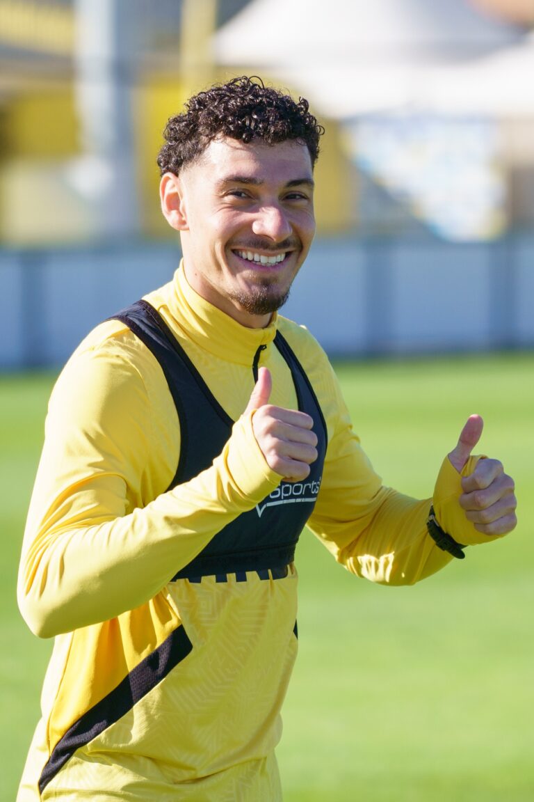 Plovdiv, Bulgaria: The Botev (Plovdiv) team has begun preparations for Levski's upcoming visit. The meeting of the 17th round of the Premier League is on Sunday at 15:30 at the stadium "Vivakom Arena - Georgi Asparuhov"