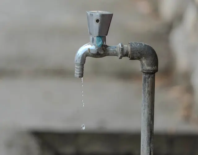 The ministry revealed that more than 60% of water losses experienced by water and sanitation operators stem from outdated infrastructure, a situation mirrored in the irrigation sector, where over half of available water remains unused The ministry revealed that more than 60% of water losses experienced by water and sanitation operators stem from outdated infrastructure, a situation mirrored in the irrigation sector, where over half of available water remains unused