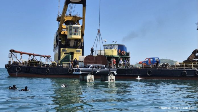 The project is supported by Burgas Municipality, Dive Tech, Burgas Shipyards, and several state institutions including Defense and Environmental agencies The project is supported by Burgas Municipality, Dive Tech, Burgas Shipyards, and several state institutions including Defense and Environmental agencies