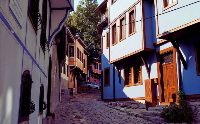 Plovdiv’s historic center, soon to be a low-emission zone, where older vehicles will be banned to curb harmful air pollution