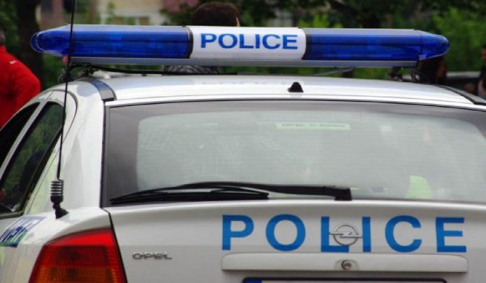 Two ambulance drivers in Burgas were injured after a drunk man attacked their vehicles near Burgas University Hospital, police are investigating