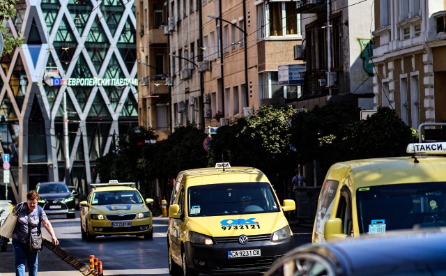 Sofia taxi drivers await municipal approval for fare adjustments as costs rise sharply across Bulgaria’s transport sector Sofia taxi drivers await municipal approval for fare adjustments as costs rise sharply across Bulgaria’s transport sector