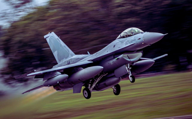Bulgaria’s new F-16 Block 70 fighter jets await full operational readiness amid ongoing pilot training and technical inspections Bulgaria’s new F-16 Block 70 fighter jets await full operational readiness amid ongoing pilot training and technical inspections