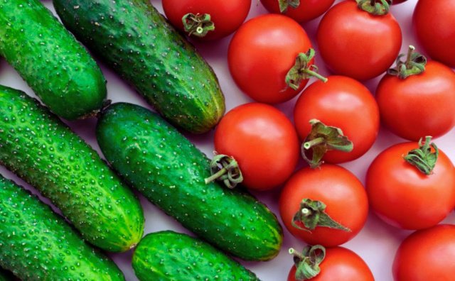 Fresh vegetables displayed at a wholesale market, where cucumber and tomato prices surged in late December 2025