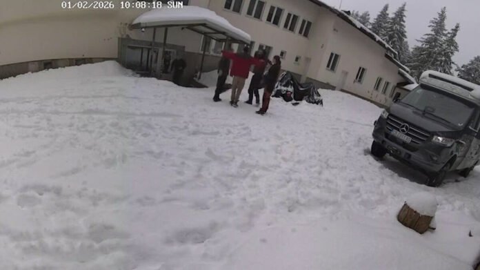 Police cordon off remote Petrohan lodge area as forensic teams examine suspected murder-suicide shooting scenes in Bulgaria’s mountains Police cordon off remote Petrohan lodge area as forensic teams examine suspected murder-suicide shooting scenes in Bulgaria’s mountains